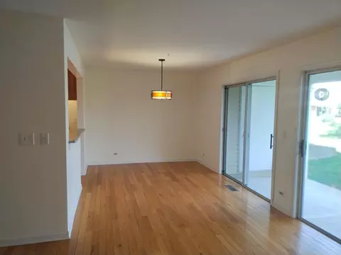 Dining - 1305 Nutmeg Ct #A, Mount Prospect, IL 60056 photo 2 of 2