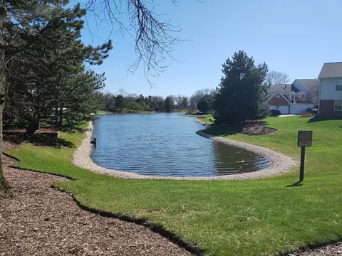View/Area - 1305 Nutmeg Ct #A, Mount Prospect, IL 60056 photo 5 of 6