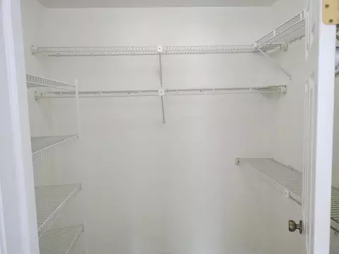 Other - 1305 Nutmeg Ct #A, Mount Prospect, IL 60056 photo 5 of 11