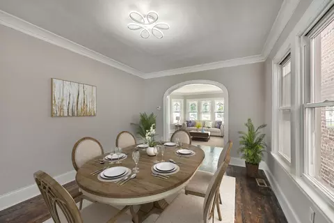 Dining - 733 E 88th St, Chicago, IL 60619 photo 1 of 1