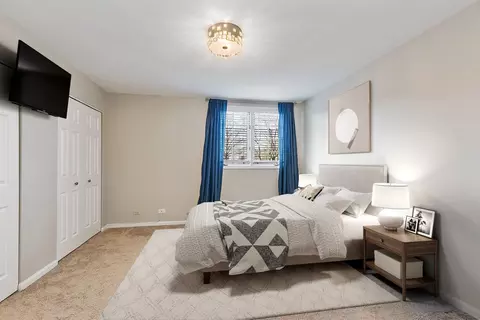 Bedroom - 1508 Arbor Ln, Elgin, IL 60123 photo 1 of 1