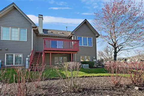 Exterior - 1508 Arbor Ln, Elgin, IL 60123 photo 3 of 3
