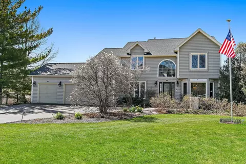 41 S W097 S Bridle Creek Dr, Saint Charles, IL 60175