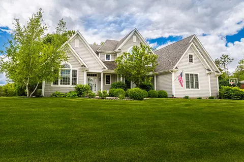25811 91st St, Salem, WI 53168