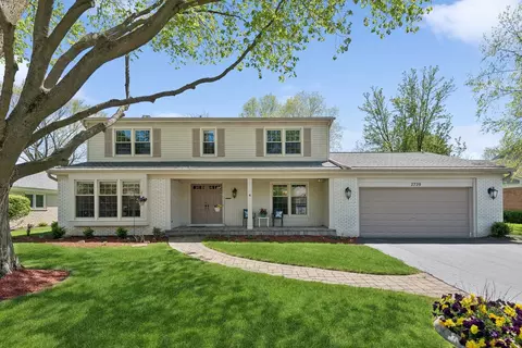 2729 Illinois Rd, Northbrook, IL 60062