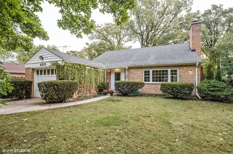 435 Linden St, Winnetka, IL 60093