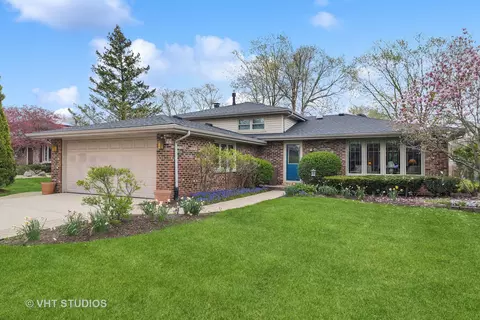 9 S205 Kearney Rd, Downers Grove, IL 60516