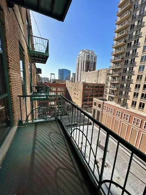1133 S Wabash Ave #704, Chicago, IL 60605