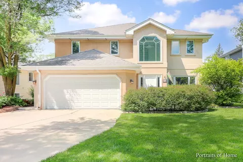 236 S Riverside Dr, Villa Park, IL 60181
