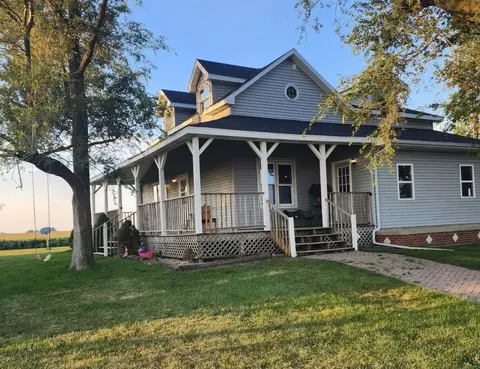 994 N 500 E Rd, Sibley, IL 61773