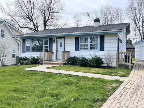 33234 N Greentree Rd, Grayslake, IL 60030