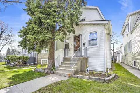 5604 N Karlov Ave, Chicago, IL 60646