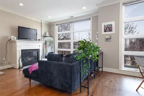 Living - 2153 N Stave St, Chicago, IL 60647 photo 3 of 5