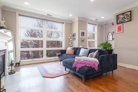 Living - 2153 N Stave St, Chicago, IL 60647 photo 4 of 5