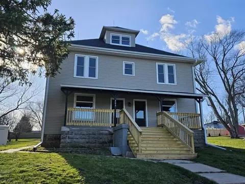 302 Galena St, Argyle, WI 53504
