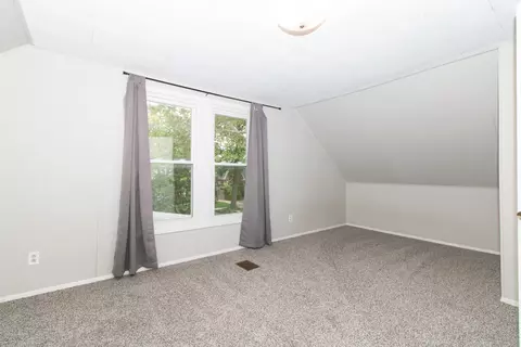 Bedroom - 2015 E Jackson St, Bloomington, IL 61701 photo 4 of 6