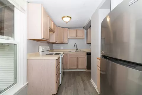 Kitchen - 2015 E Jackson St, Bloomington, IL 61701 photo 3 of 3