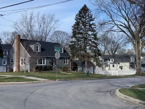 222 Hillside Ct, Wheaton, IL 60187 photo 20