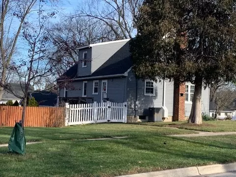 222 Hillside Ct, Wheaton, IL 60187 photo 19