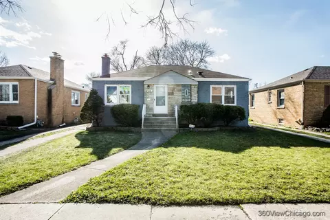 2340 S 21st Ave, Broadview, IL 60155