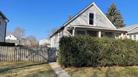1578 Florence Ave, Evanston, IL 60201