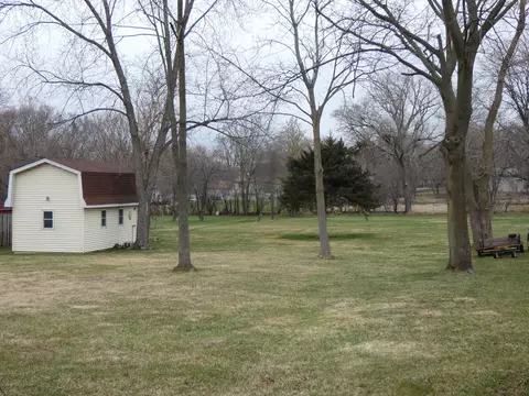 6 N067 Virginia Rd, Roselle, IL 60172