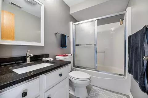 Bath - 2313 Bluejay Trl, Elgin, IL 60123 photo 6 of 6