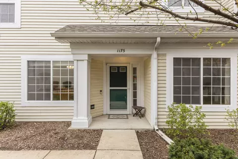 1173 Hawthorne Ln, Elk Grove Village, IL 60007
