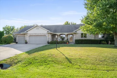 9358 Abbey Way, Downs, IL 61736