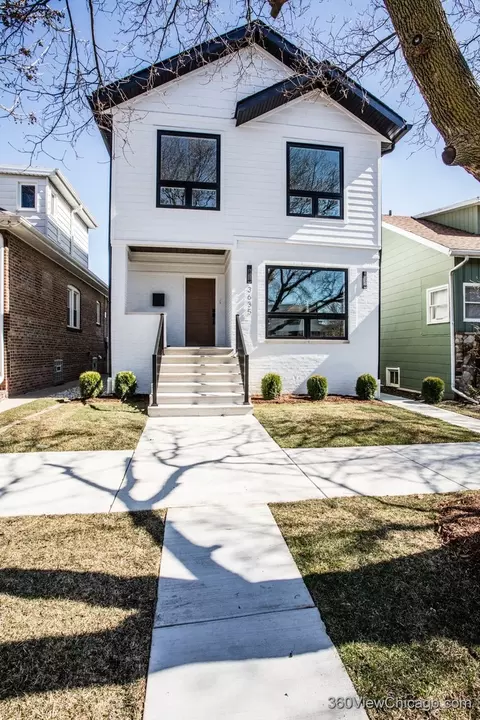 3635 N Oleander Ave, Chicago, IL 60634