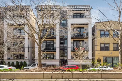 3820 N Ashland Ave #2N, Chicago, IL 60613