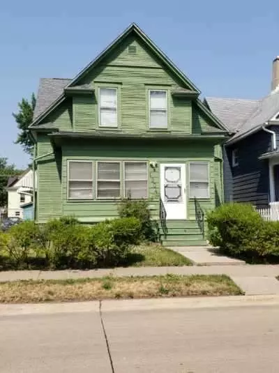 1204 15th St, Rock Island, IL 61201