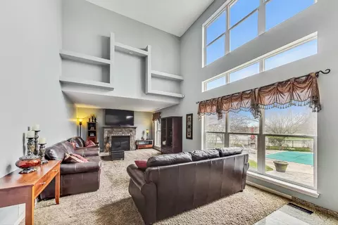 1810 Broadsmore Dr, Algonquin, IL 60102 photo 14