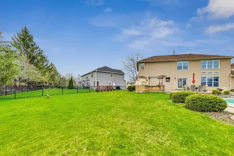1810 Broadsmore Dr, Algonquin, IL 60102 photo 60