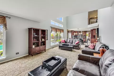1810 Broadsmore Dr, Algonquin, IL 60102 photo 16