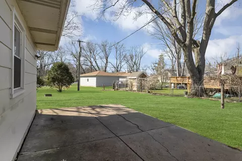 Exterior - 544 Summit St, Algonquin, IL 60102 photo 6 of 6