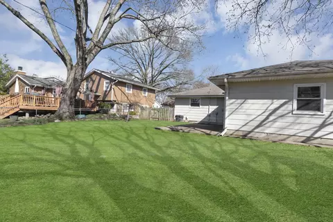 Exterior - 544 Summit St, Algonquin, IL 60102 photo 5 of 6
