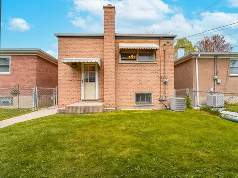 Exterior - 2741 E 130th St, Chicago, IL 60633 photo 5 of 8