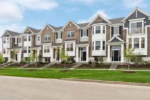 9224 Harlowe Ln, Orland Park, IL 60462