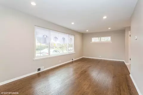 528 Dodge Ave, Evanston, IL 60202 photo 5