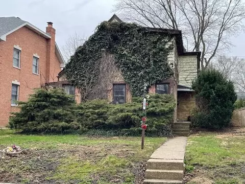 229 Stanley Ave, Park Ridge, IL 60068