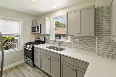 Kitchen - 111 N Irving Ave, Hillside, IL 60162 photo 2 of 2