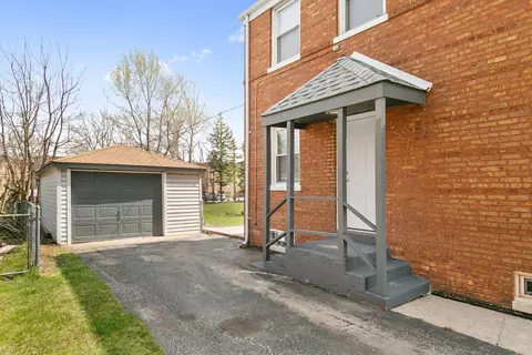 Exterior - 111 N Irving Ave, Hillside, IL 60162 photo 2 of 5