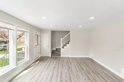 Living - 111 N Irving Ave, Hillside, IL 60162 photo 1 of 2