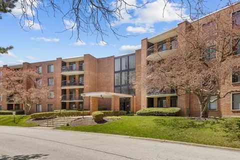 1615 E Central Rd #105A, Arlington Heights, IL 60005