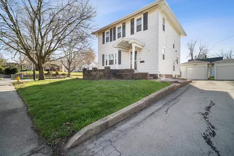 Exterior - 515 S State St, Bloomington, IL 61701 photo 5 of 5