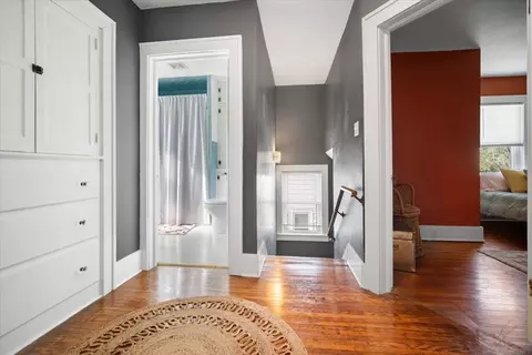 Entry Way - 515 S State St, Bloomington, IL 61701 photo 3 of 4