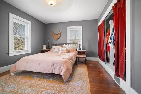 Bedroom - 515 S State St, Bloomington, IL 61701 photo 2 of 2