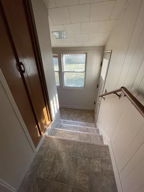 Entry Way - 1910 6th St, Peru, IL 61354 photo 2 of 2