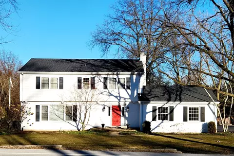 7925 Clarendon Hills Rd, Willowbrook, IL 60527